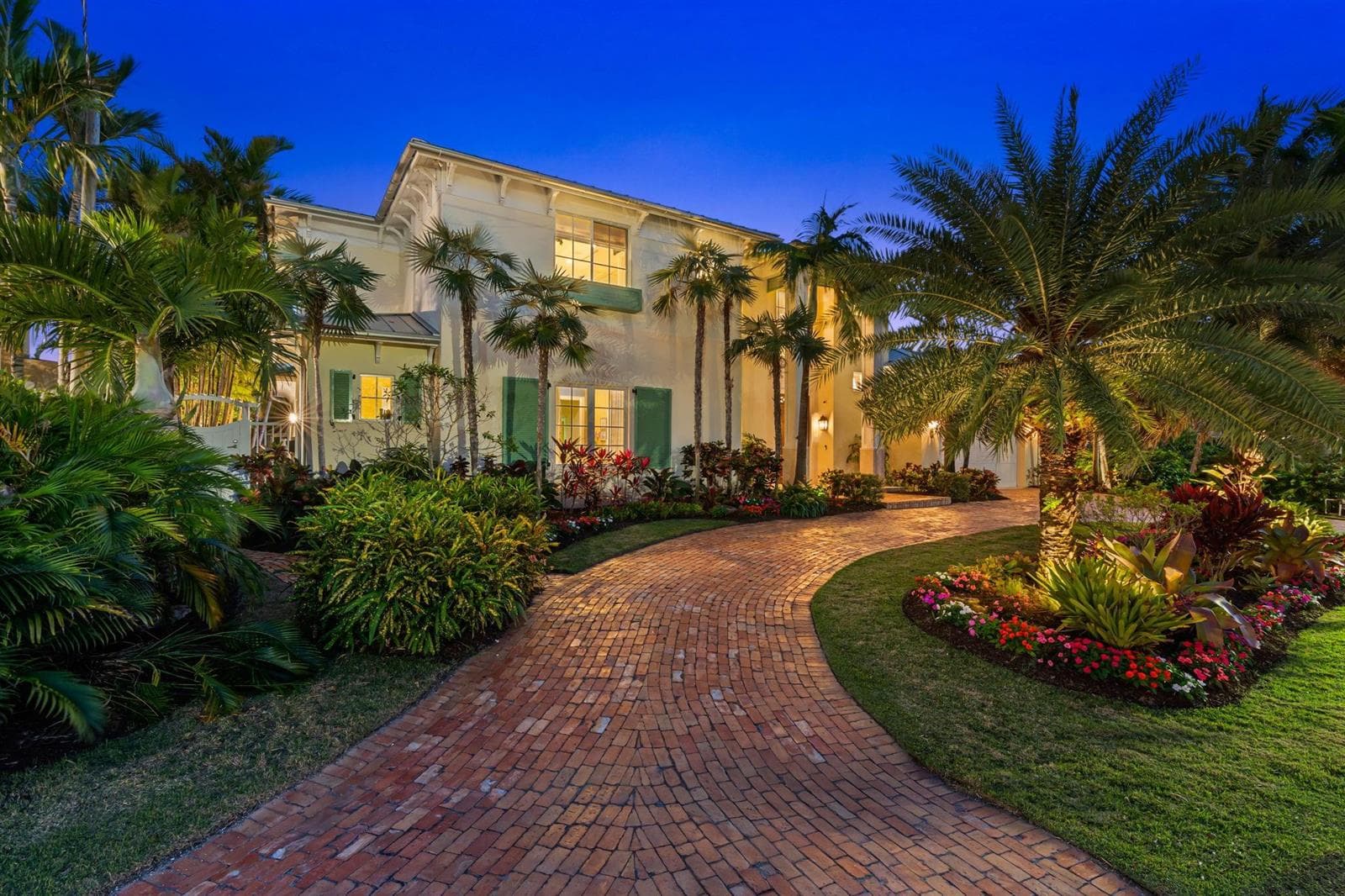 2870 NE 24th Place, Fort Lauderdale FL 33305 - Fort Lauderdale, FL - Photo 1