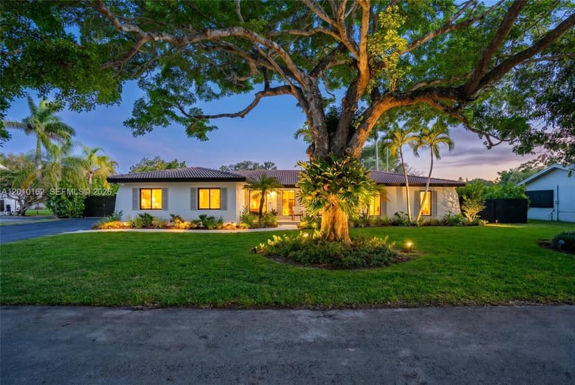 7500 SW 175th St, Palmetto Bay FL 33157