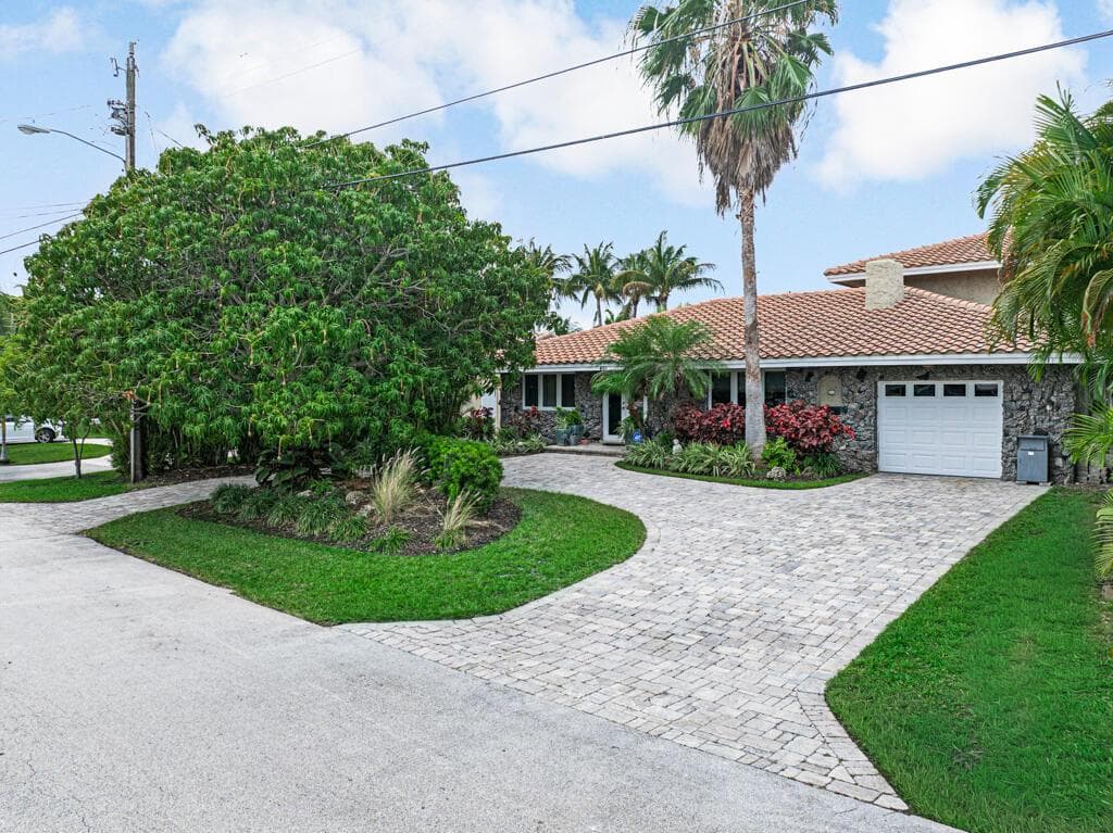 491 SE 16th Avenue, Pompano Beach FL 33060 - Pompano Beach, FL - Photo 1