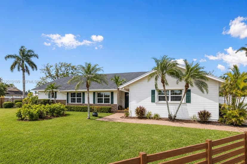29490 SW 193 AVE, Homestead FL 33030