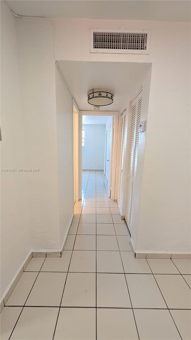 4655 Palm Ave # 124, Hialeah FL 33012 - Hialeah, FL - Photo 4