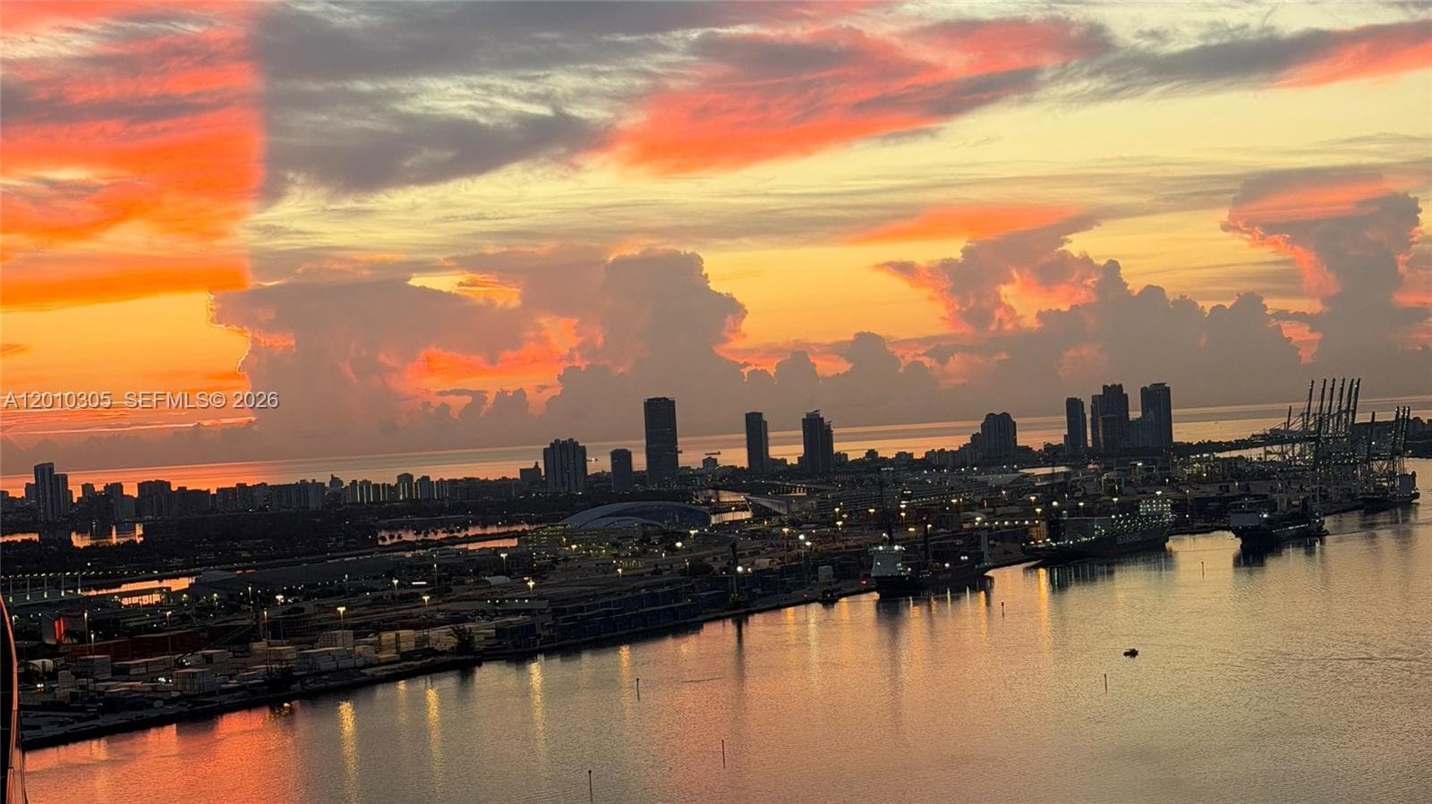 300 Biscayne Blvd Way # 3503C, Miami FL 33131