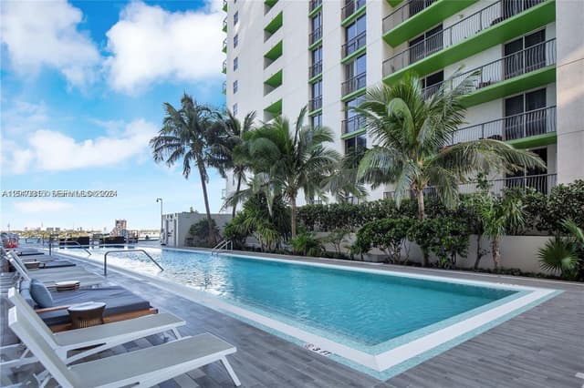 488 NE 18th St # 301, Miami FL 33132 - Miami, FL - Photo 3