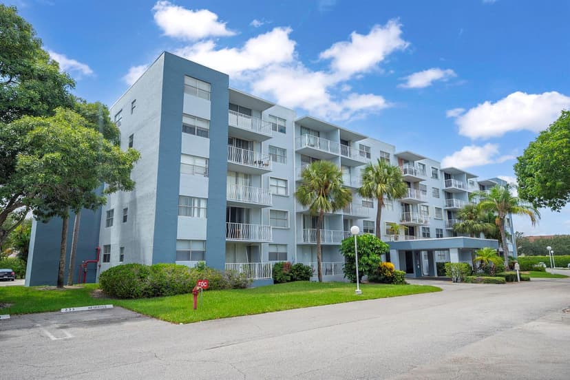 500 Executive Center Drive # 3k, West Palm Beach FL 33401