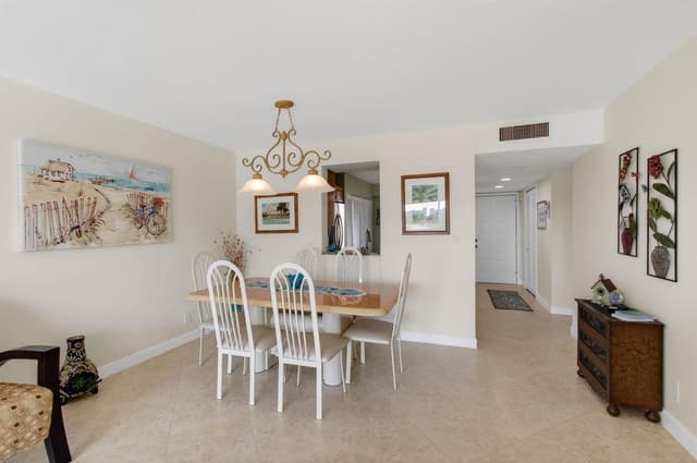 7006 Huntington Lane # 404, Delray Beach FL 33446 - Delray Beach, FL - Photo 6