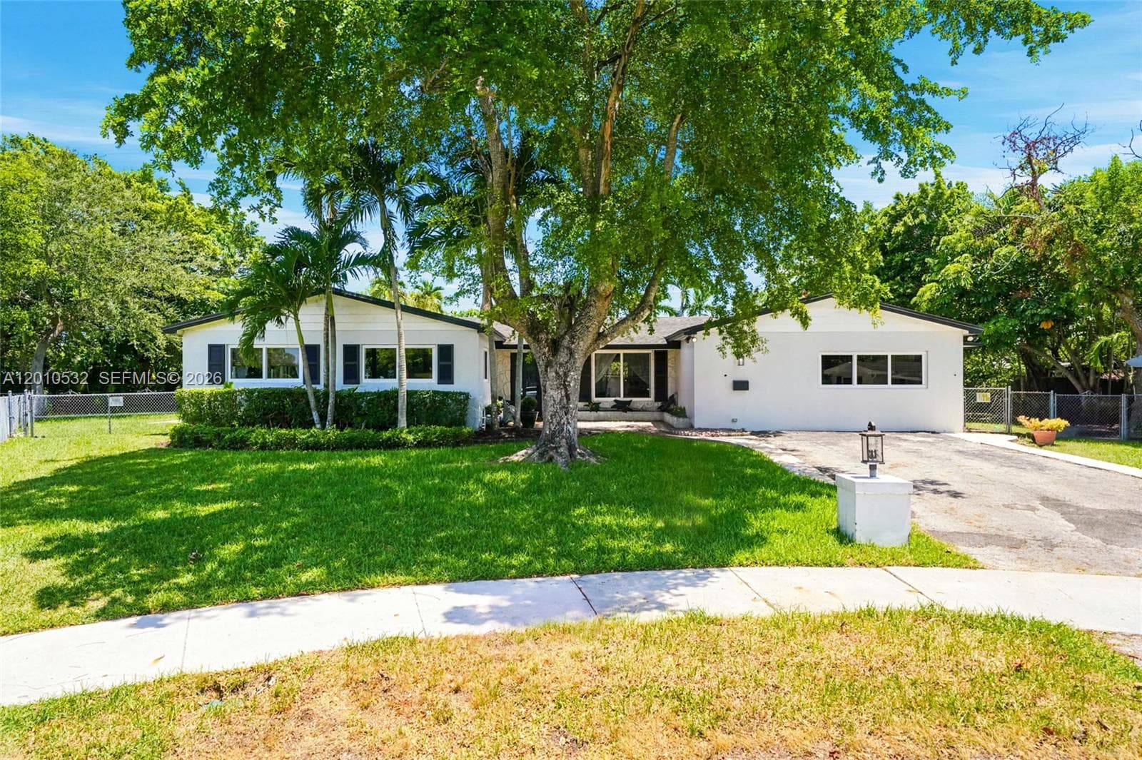 9331 SW 104th Ct, Miami FL 33176