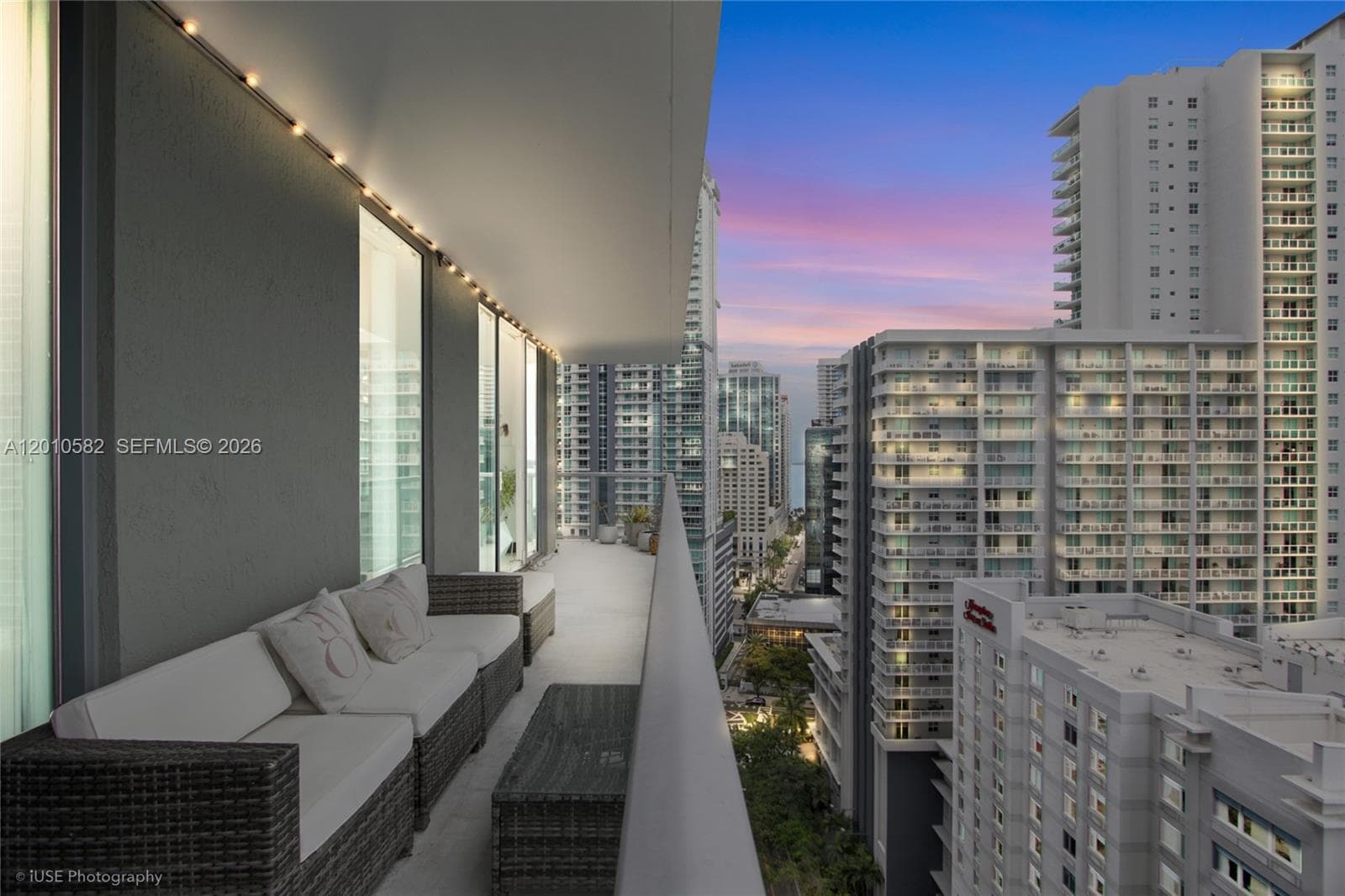 79 SW 12th St, Miami FL 33130