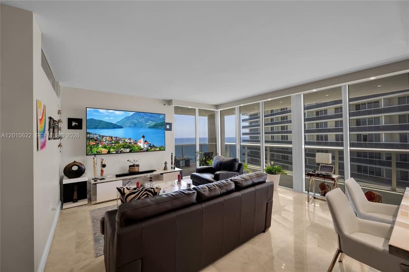 1800 S Ocean Dr # 2205, Hallandale Beach FL 33009