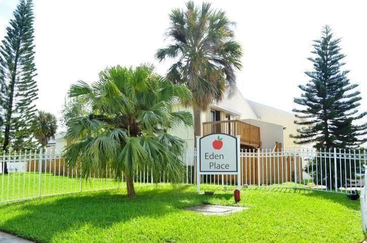 645 Executive Center Drive # 105, West Palm Beach FL 33401