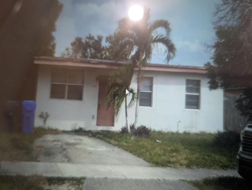 3751 SW 46th Avenue, West Park FL 33023