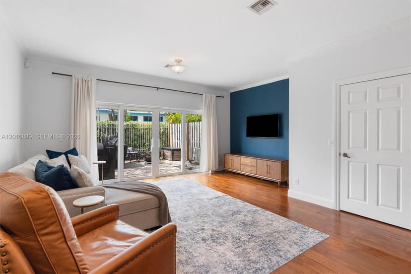 835 NE 19th Ave # 2, Fort Lauderdale FL 33304