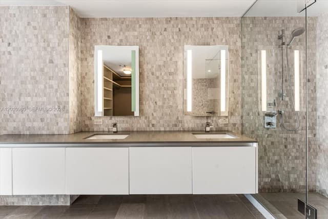 68 SE 6th St # 2304, Miami FL 33131 - Miami, FL - Photo 6