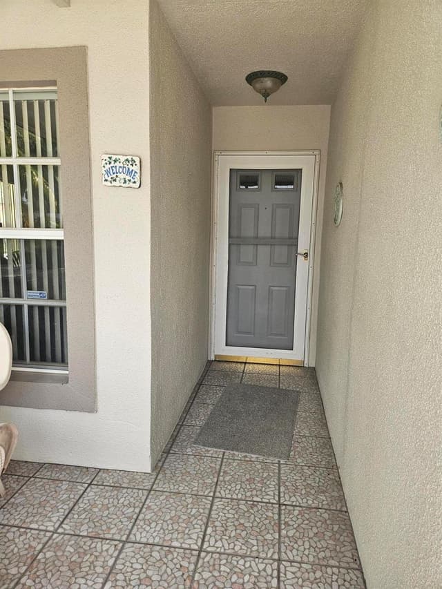 18999 Stewart Circle # 8, Boca Raton FL 33496 - Boca Raton, FL - Photo 5