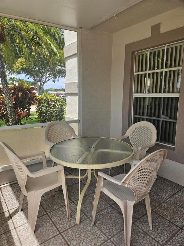 18999 Stewart Circle # 8, Boca Raton FL 33496 - Boca Raton, FL - Photo 4