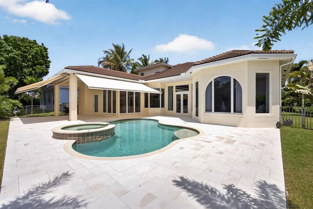 4131 Venetia Way, Palm Beach Gardens FL 33418 - Palm Beach Gardens, FL - Photo 6