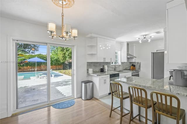 9500 N Miami Ave, Miami Shores FL 33150 - Miami Shores, FL - Photo 5