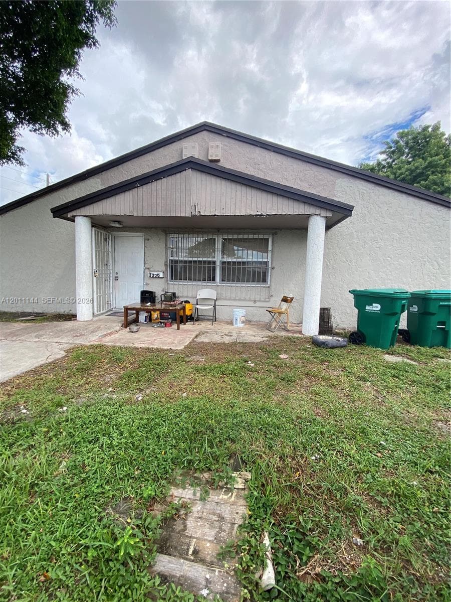 3956 NW 182nd Ln, Miami Gardens FL 33055 - Miami Gardens, FL - Photo 1
