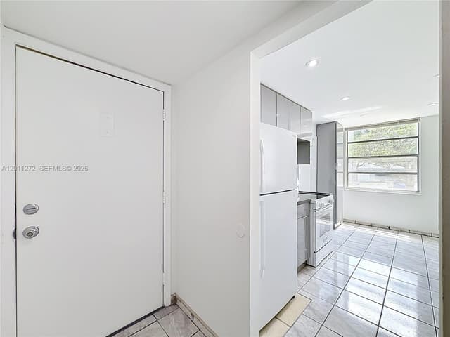 16400 NE 17th Ave # 206, North Miami Beach FL 33162 - North Miami Beach, FL - Photo 3