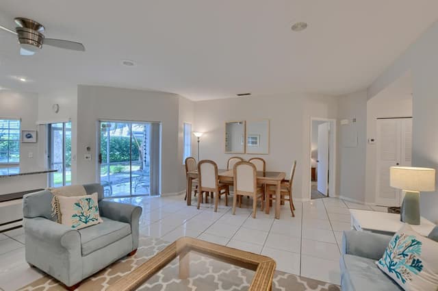 6563 Via Regina, Boca Raton FL 33433 - Boca Raton, FL - Photo 6