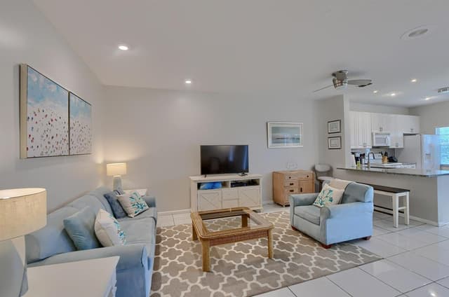 6563 Via Regina, Boca Raton FL 33433 - Boca Raton, FL - Photo 5