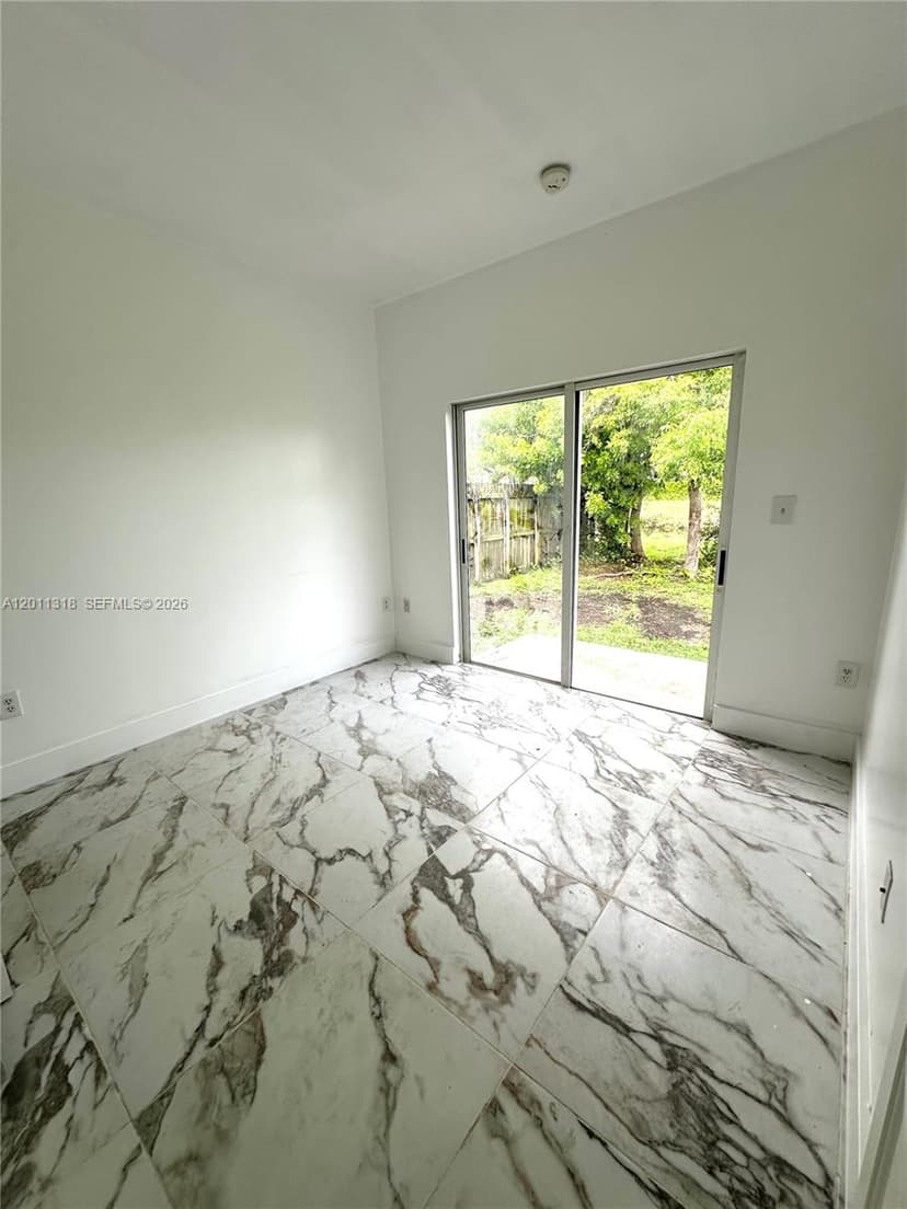 2514 NE 41st Ave, Homestead FL 33033
