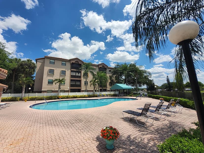 4300 NW 30th Street # 147, Coconut Creek FL 33066