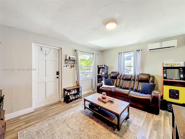 800 NW 17th Ter, Pompano Beach FL 33069 - Pompano Beach, FL - Photo 6