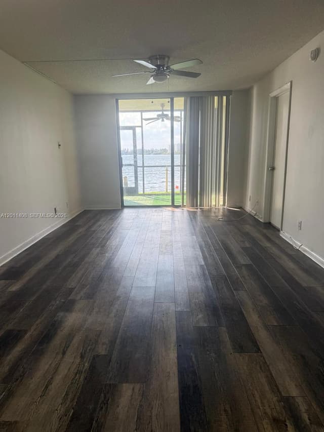 109 Lake Emerald Dr # 102, Oakland Park FL 33309 - Oakland Park, FL - Photo 5