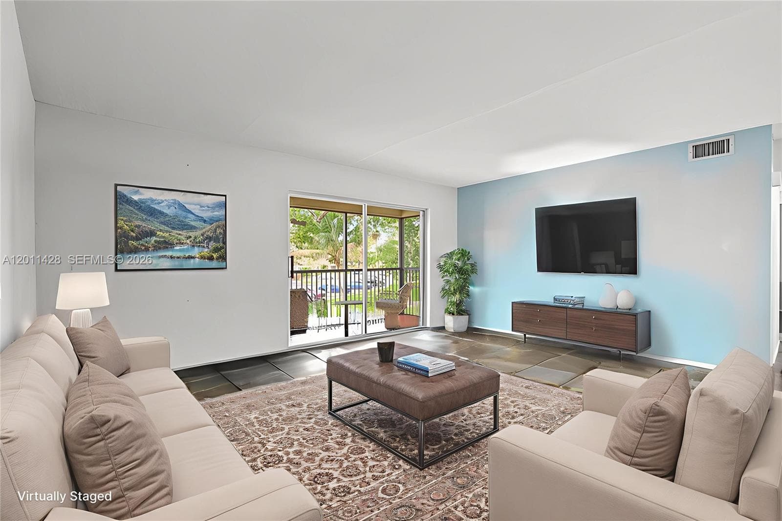 3083 N Oakland Forest Dr # 206, Oakland Park FL 33309