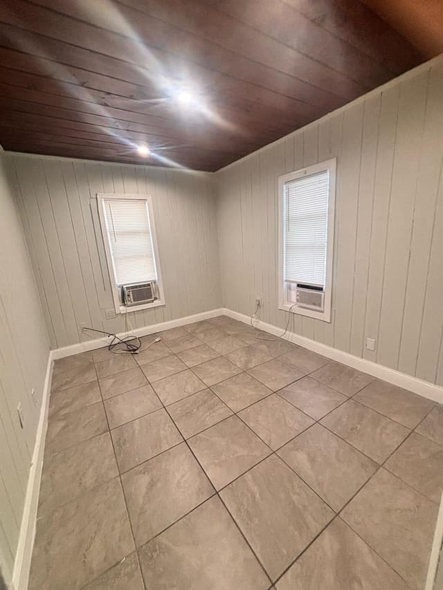 817 NW 7th Street, West Palm Beach FL 33401 - West Palm Beach, FL - Photo 4