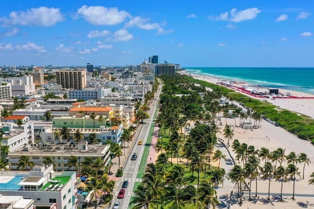 834 Ocean Drive # 406, Miami Beach FL 33139 - Miami Beach, FL - Photo 2