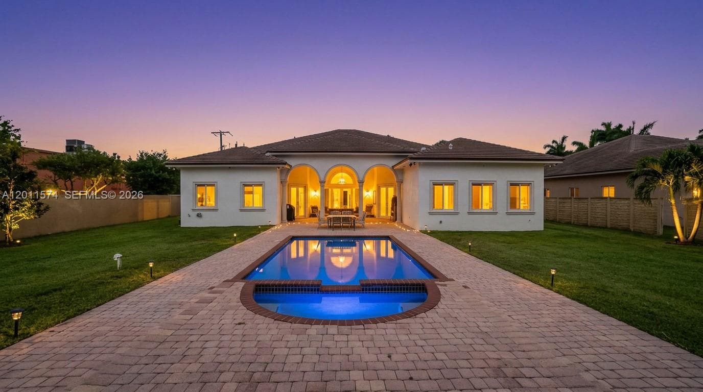 4025 SW 128th Ave, Miami FL 33175