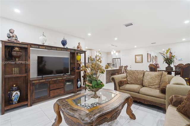 439 NE 6th Pl, Florida City FL 33034 - Florida City, FL - Photo 4