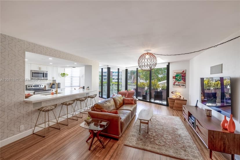4000 Towerside Ter # 308, Miami FL 33138
