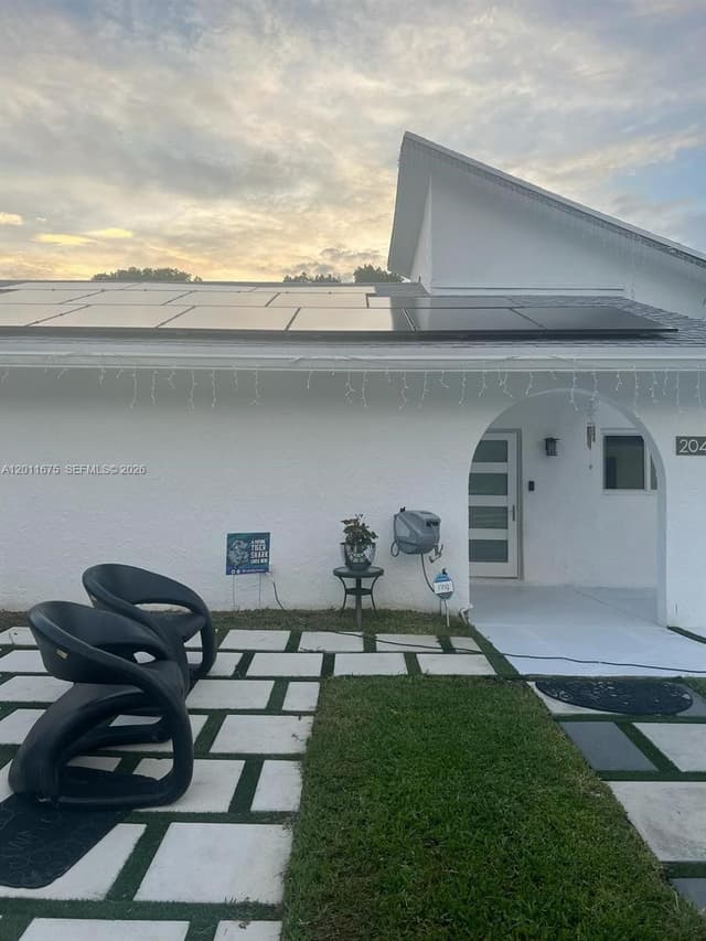 20420 SW 122nd Pl, Miami FL 33177 - Miami, FL - Photo 3