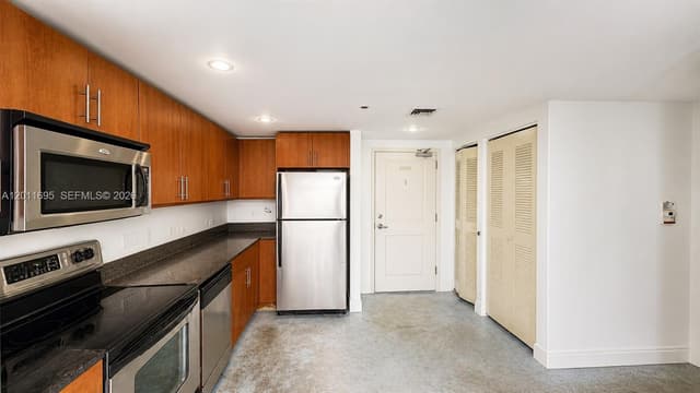 111 E Flagler St # 705, Miami FL 33131 - Miami, FL - Photo 3