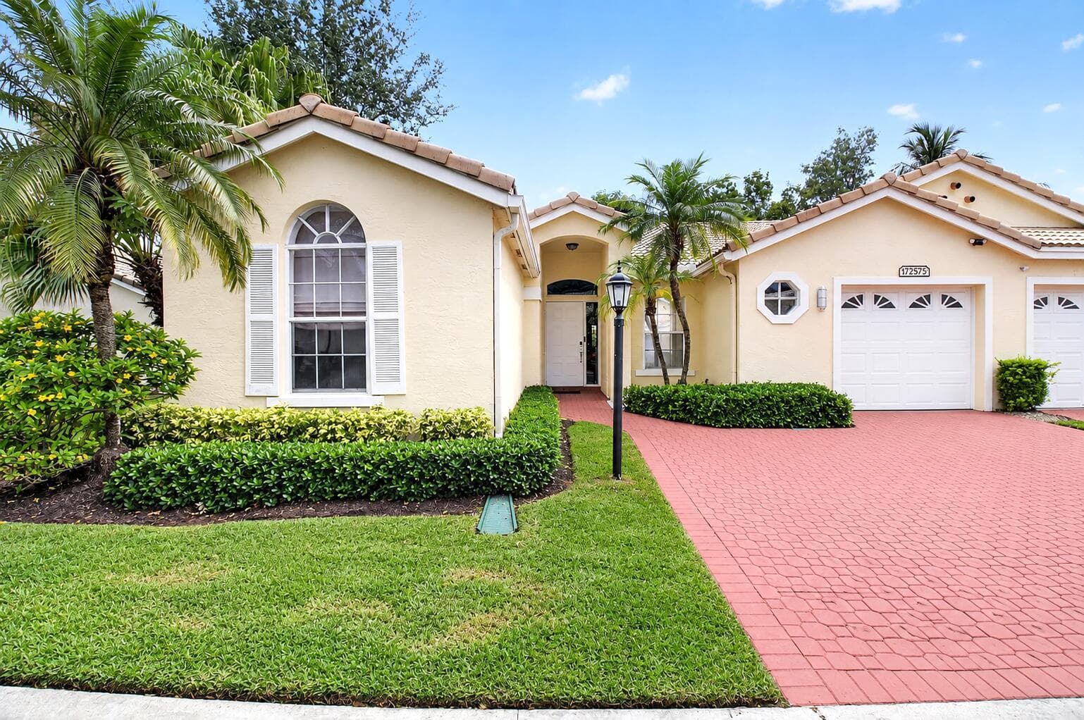 17257 Boca Club Boulevard Apt 5, Boca Raton FL 33487