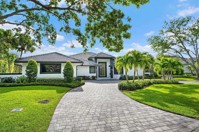 13220 Sabal Chase, Palm Beach Gardens FL 33418 - Palm Beach Gardens, FL - Photo 2