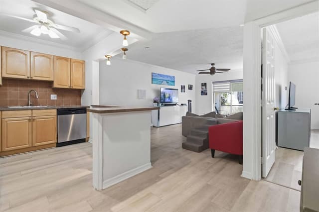 259 S Cypress Road # 506, Pompano Beach FL 33060 - Pompano Beach, FL - Photo 3