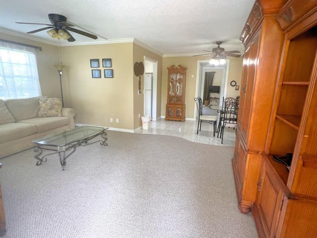 52 Dorchester, West Palm Beach FL 33417 - West Palm Beach, FL - Photo 5