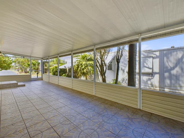 4185 N Shady Lane, Boynton Beach FL 33436 - Boynton Beach, FL - Photo 5