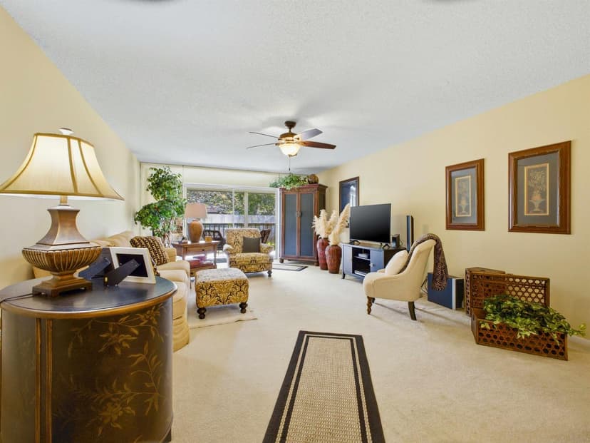 6625 S Oriole Boulevard # 2040, Delray Beach FL 33446