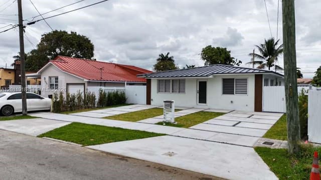 3536 NW 14th Ter, Miami FL 33125 - Miami, FL - Photo 2