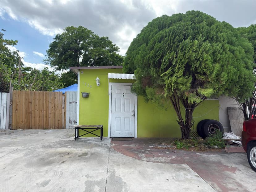 1320 SW 131st Place, Miami FL 33184