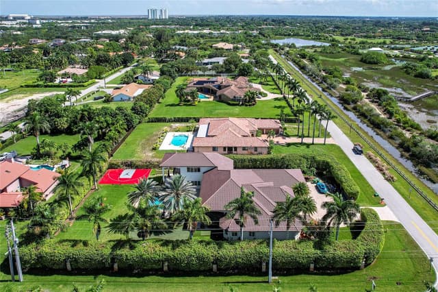 1203 NW 121st Avenue, Plantation FL 33323 - Plantation, FL - Photo 2