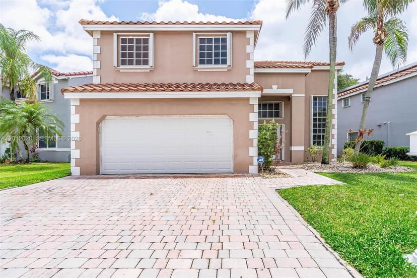 303 Bridgeton Rd, Weston FL 33326
