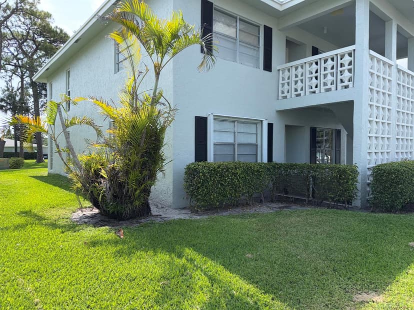 1030 Silk Oak Terrace # 101, Delray Beach FL 33445