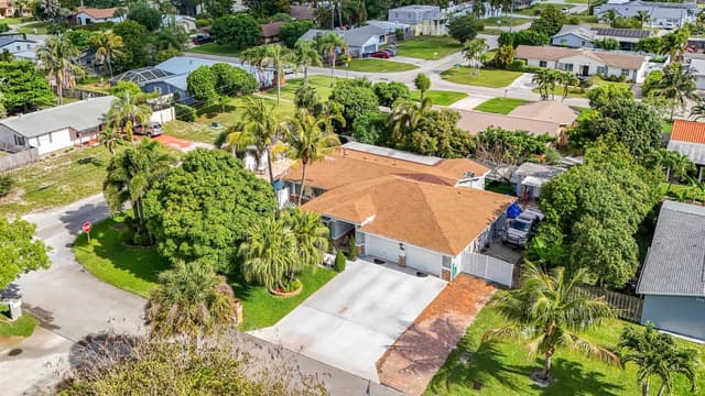 3119 Indian Trail, Lake Worth FL 33462 - Lake Worth, FL - Photo 3