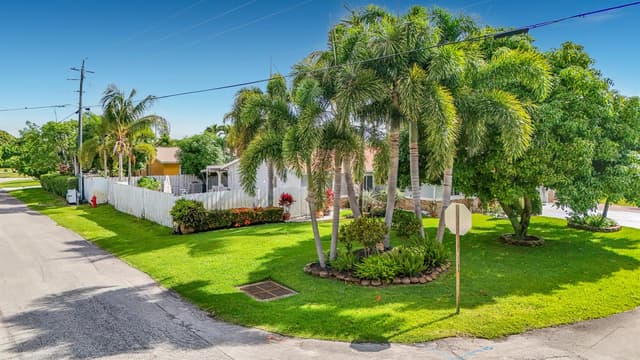 3119 Indian Trail, Lake Worth FL 33462 - Lake Worth, FL - Photo 5