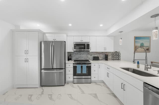 6936 Huntington Lane # 302, Delray Beach FL 33446 - Delray Beach, FL - Photo 3